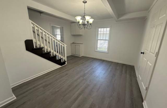 3 bedroom 2 full bathroom available now! Gallery 4