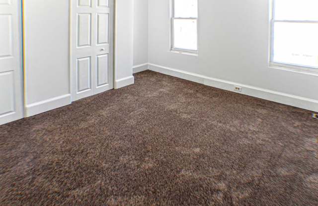 Point Breeze Three Bedroom Home Gallery 3