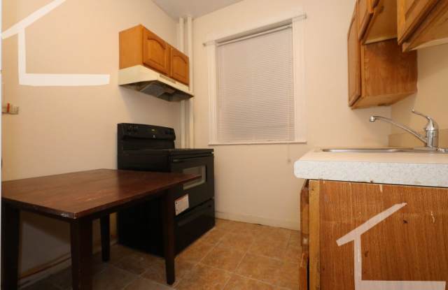 Amazing 1 Bed 1 Bath available 10/1! photos photos