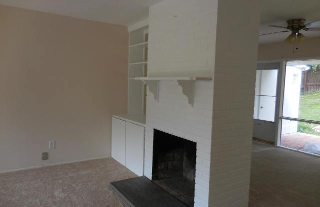 6325 HOWE PLACE Gallery 4