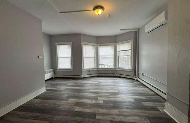 301 N Main Street Gallery 2