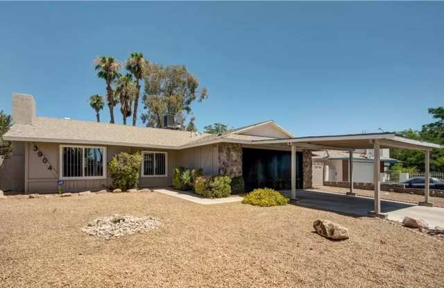 Beautifully Remodeled 5-Bedroom Home Near Downtown Las Vegas! photos photos