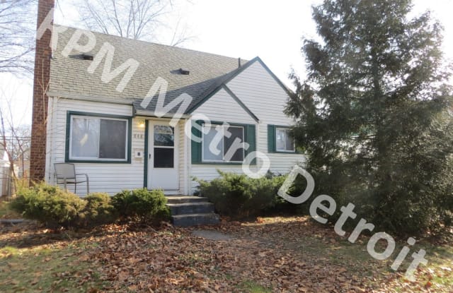 648 Meadowdale - 648 Meadowdale Street, Ferndale, MI 48220