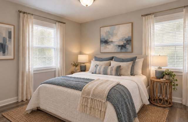 Large 3BR/1BA Near Hospitals and Daffin Park Gallery 4