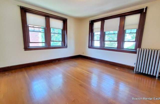 16 West Wyoming Ave. Gallery 1