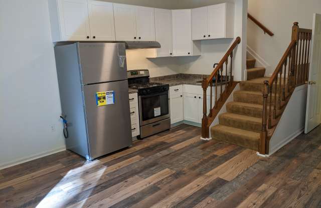 245 Tolstoy Lane photos photos