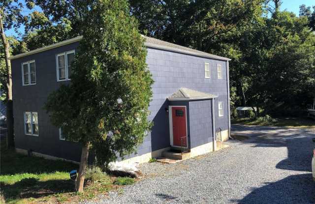 21 W Main Street - 21 West Main Street, Kings Park, NY 11754