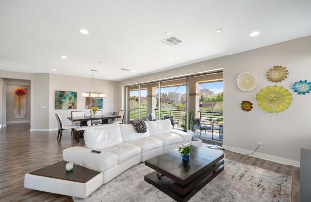 Rates Vary: $3,495 - $7,495 Gallery 4