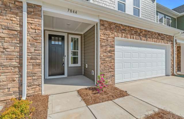 (Coming Soon) 3 bedroom Townhome at the Vineyards! Gallery 4