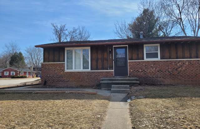 2461 He Nis Ra Lane - 2461 He Nis Ra Lane, Green Bay, WI 54304