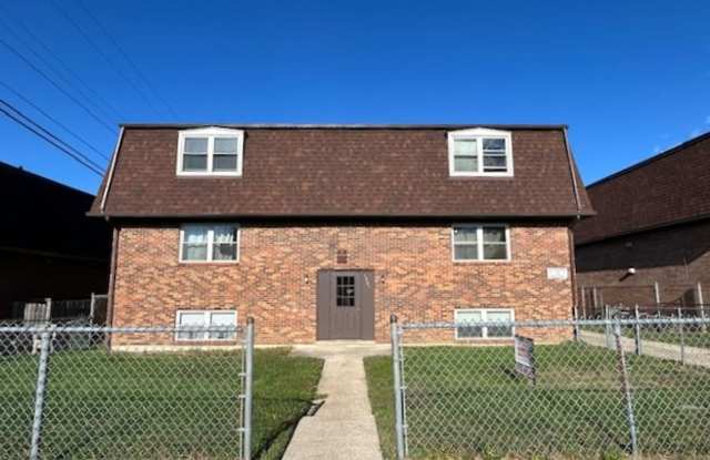 Winburn 2 Bedroom Apartment on 3rd Level 251015 photos photos