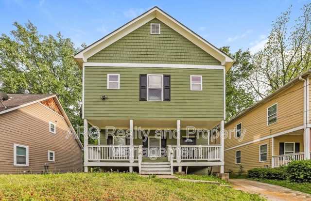 2440 N Main St photos photos