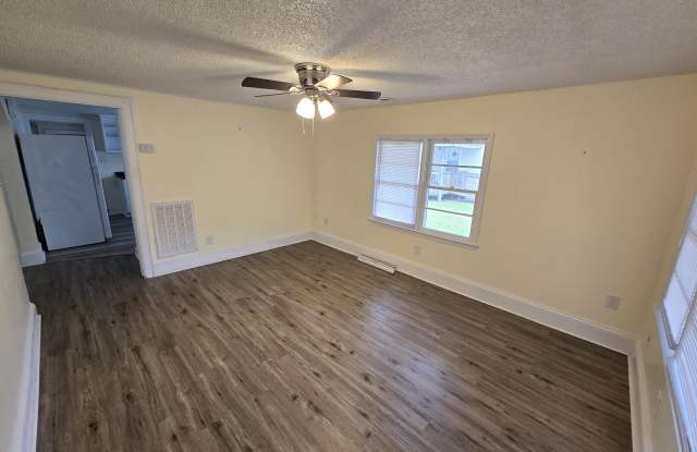 511 S Shore Drive Gallery 2