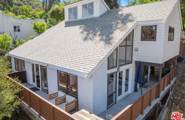 29127 Triunfo Dr - 29127 Triunfo Drive, Los Angeles County, CA 91301