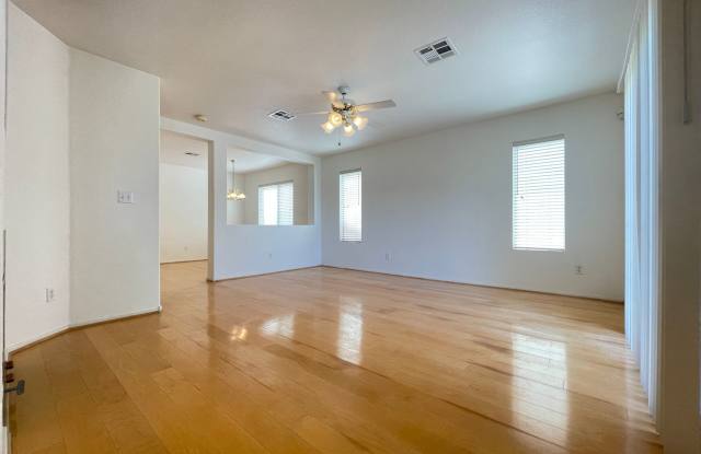 3bedroom home in a GATED community near the strip photos photos