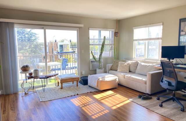 12439 Washington Pl Gallery 4