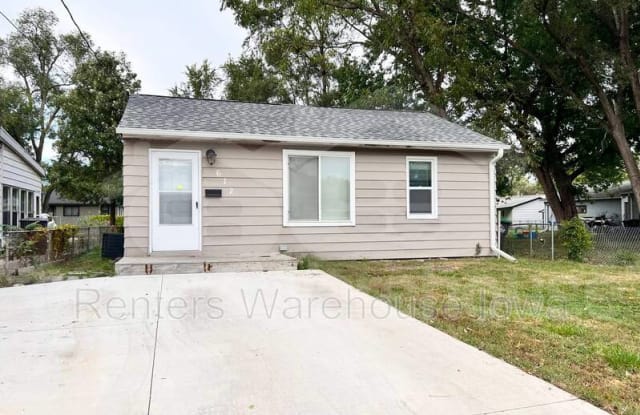 612 E Edison Ave photos photos