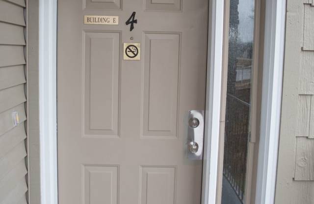 200 Glory Road Unit E-4 - 200 Glory Drive, Branson, MO 65616
