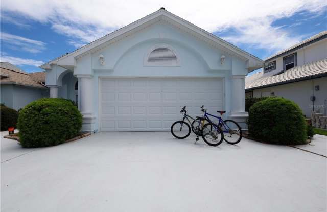 16 CEDARWOOD Court Gallery 3