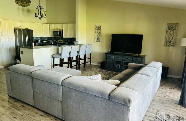 41120 Woodhaven Drive E Gallery 2