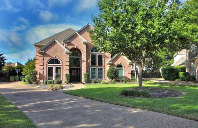 300 Glenrose Court - 300 Glenrose Court, Southlake, TX 76092