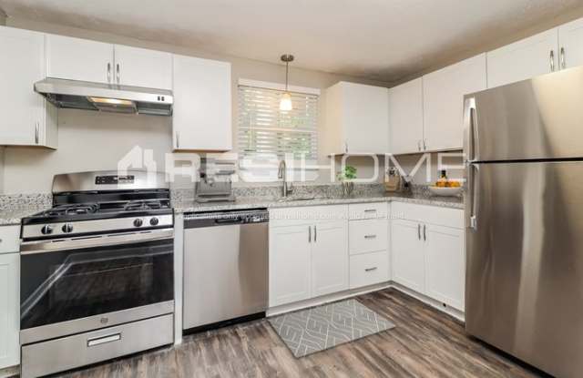 4750 White Oak Trail Gallery 2