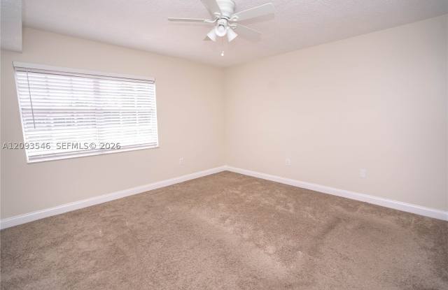 7090 NW 173rd Dr Gallery 4