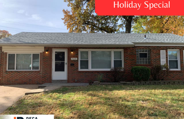7020 Rohn Dr - 7020 Rohn Drive, Northwoods, MO 63121