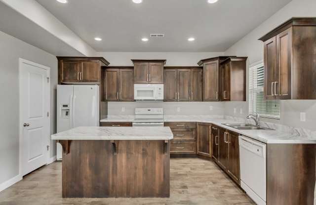 11891 Rushmore Park Lane Gallery 4