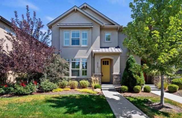 Prime Northeast Boise Living in Harris Ranch photos photos