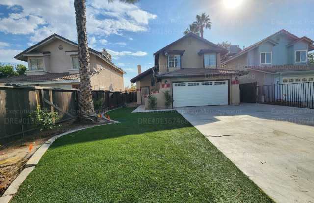 Charming 3 bedrooms/ 2.5 bathroom home. photos photos