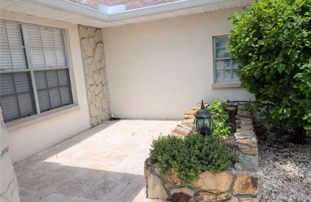8707 51ST Avenue W Gallery 3
