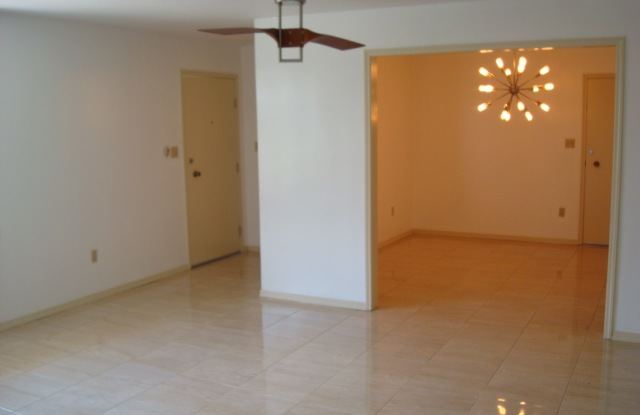 700 W Fern Ave #12 Gallery 2