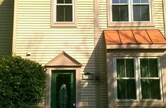 13329 Waterside Circle - 13329 Waterside Circle, Germantown, MD 20874
