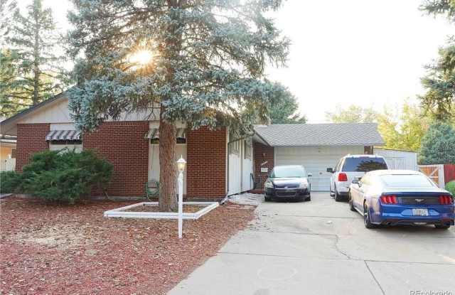 Charming 3BR in Aurora photos photos