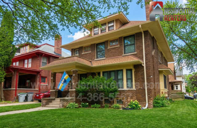 3002 N Frederick Avenue photos photos