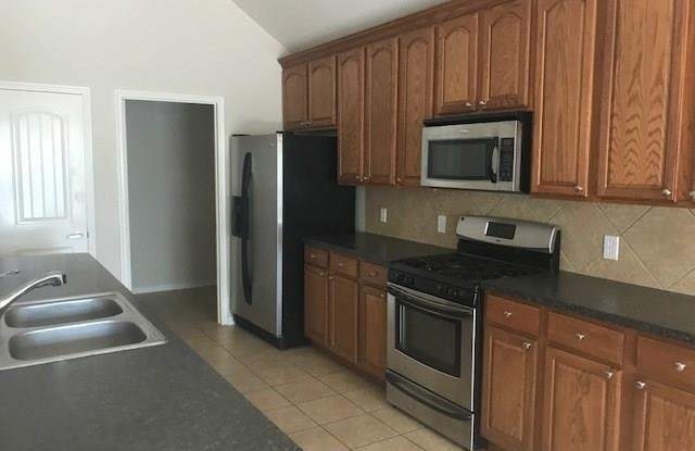 8501 Laughing Waters Trail Gallery 4