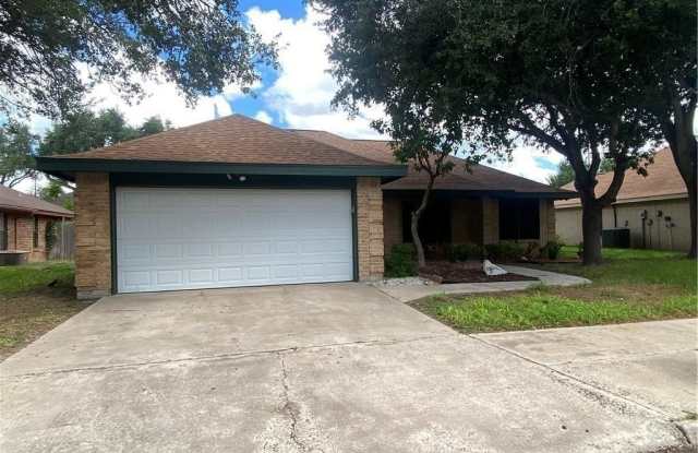 2908 Swallow Avenue photos photos