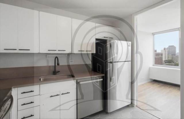 1700 East 56th Street North Gallery 2