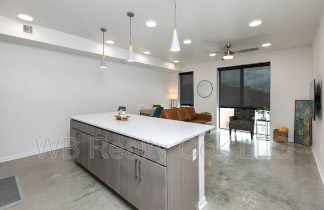 315 5th St photos photos