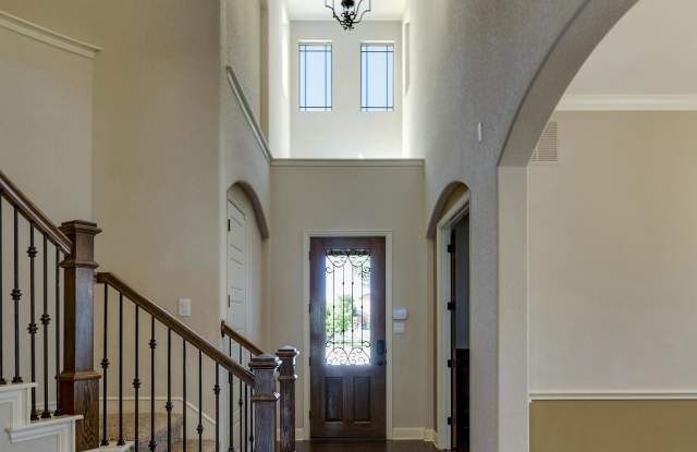 104 Woods Crossing Gallery 2