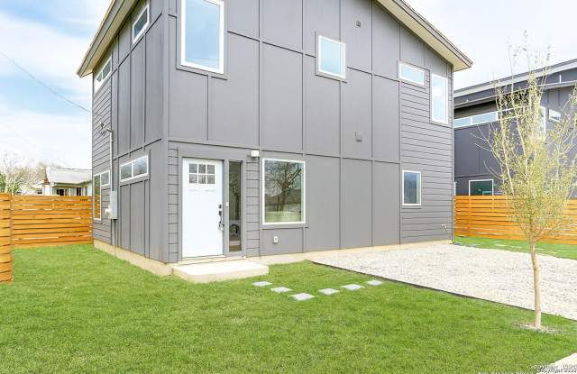 122 Applin unit: # A photos photos