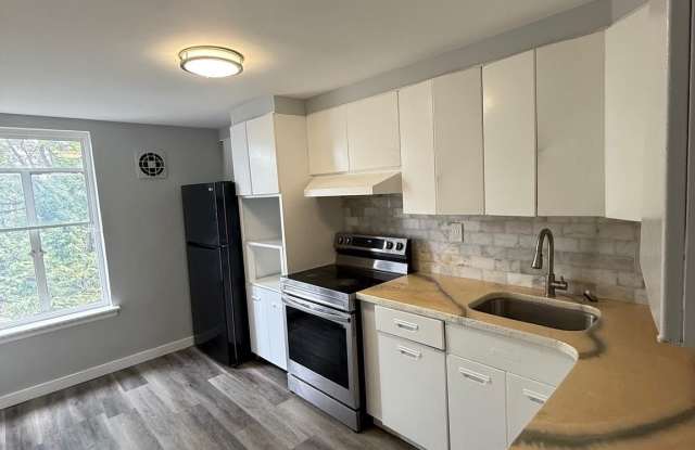 2003 DEVEREAUX Avenue unit: 2Nd Fl photos photos