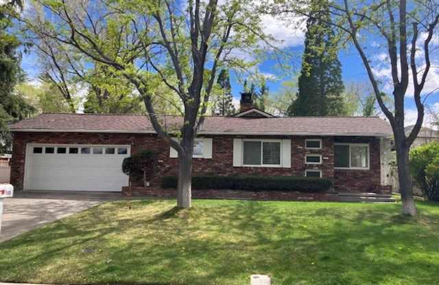 One level home in old Southwest Reno photos photos