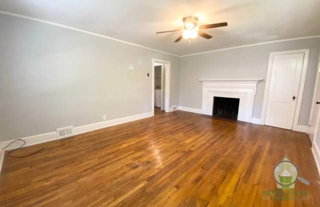 108 Central Avenue - A Gallery 3