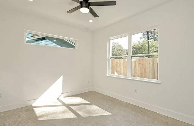 3309 Thompson Street #2 photos photos 3309 Thompson Street #2 photos photos