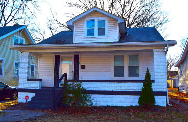 1108 Central Avenue photos photos