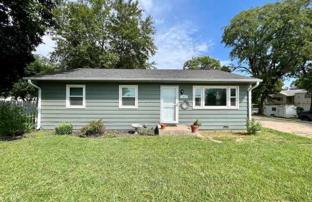 Charming 3 Bed 1 Bath in Great Location! Gallery 1