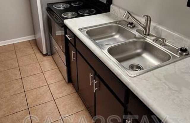 678 Knox Blvd photos photos