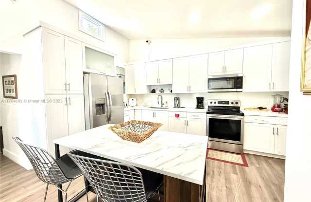 920 Northwest 84th Street photos photos